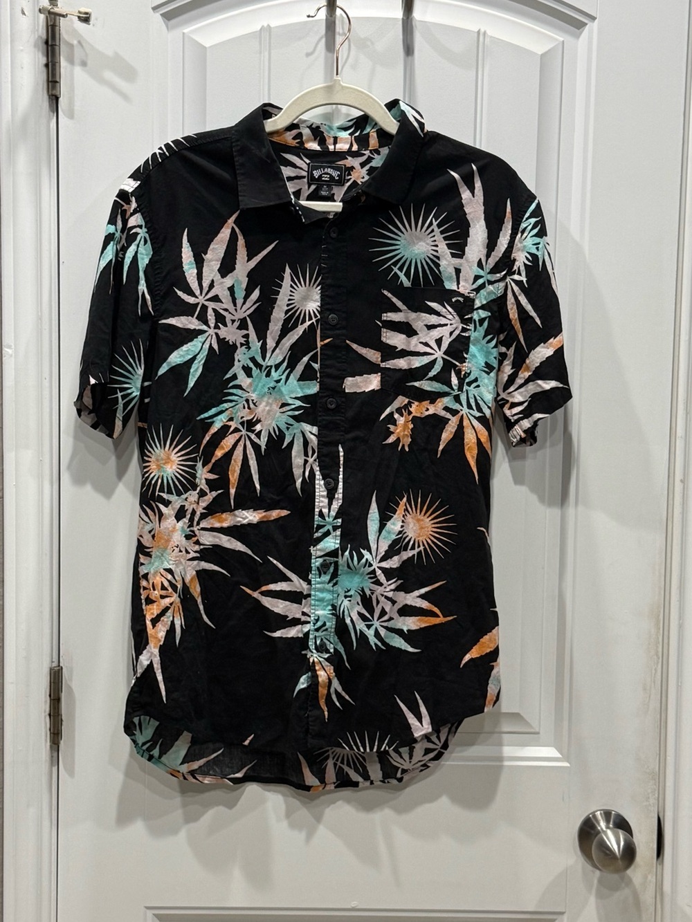 Billabong Men’s Size M Organic Cotton Button Up Tropical Camp Shirt EUC